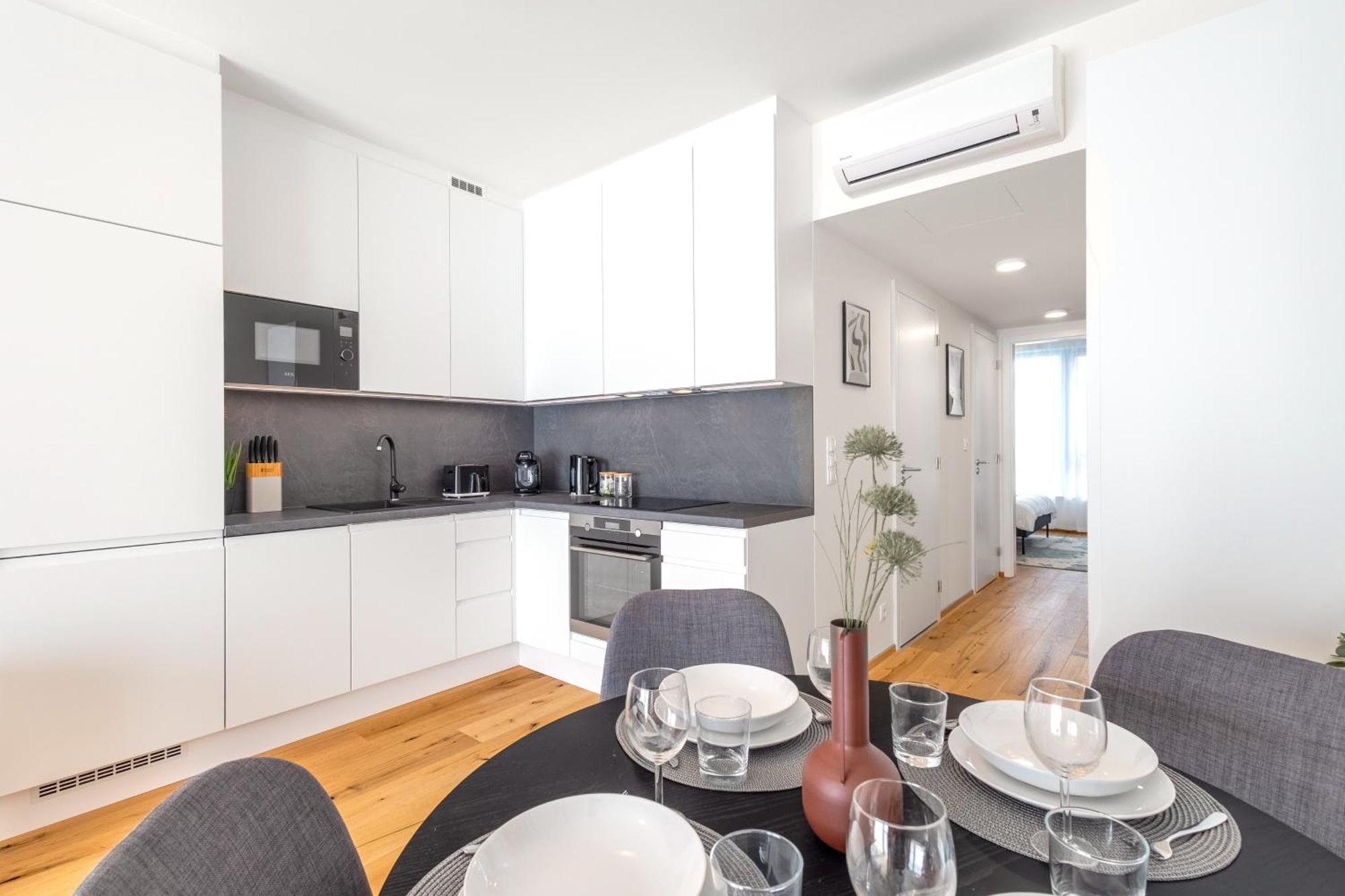 Stylish Apartment - Free Parking, Cinema, By Gravity Praha Eksteriør bilde